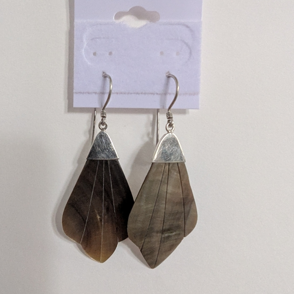 Sterling Silver Leaf Shell Dangle Drop Earrings. - image 1